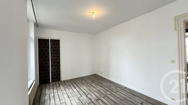 Appartement F5 &agrave; louer - 5 pi&egrave;ces - 78,43 m2 - Dole - 39 - FRANCHE-COMTE