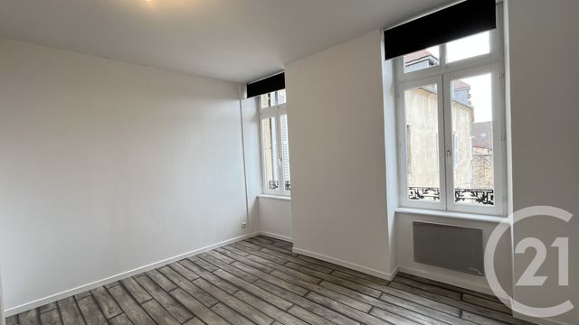 Appartement F5 &agrave; louer - 5 pi&egrave;ces - 78,43 m2 - Dole - 39 - FRANCHE-COMTE