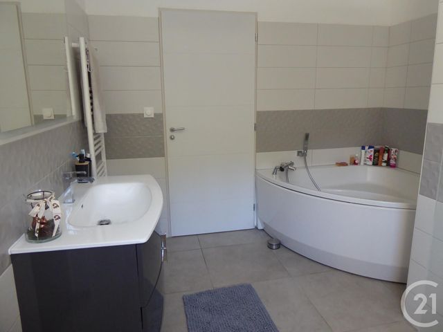 Maison &agrave; louer - 4 pi&egrave;ces - 93,72 m2 - Goux - 39 - FRANCHE-COMTE