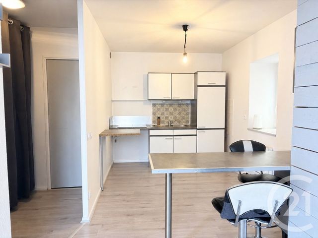 Appartement F2 bis &agrave; louer - 3 pi&egrave;ces - 60,11 m2 - Champvans - 39 - FRANCHE-COMTE