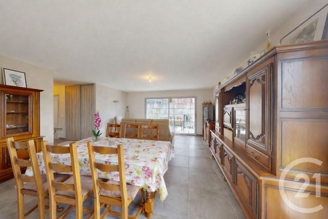 Maison &agrave; louer - 5 pi&egrave;ces - 90,01 m2 - Dole - 39 - FRANCHE-COMTE