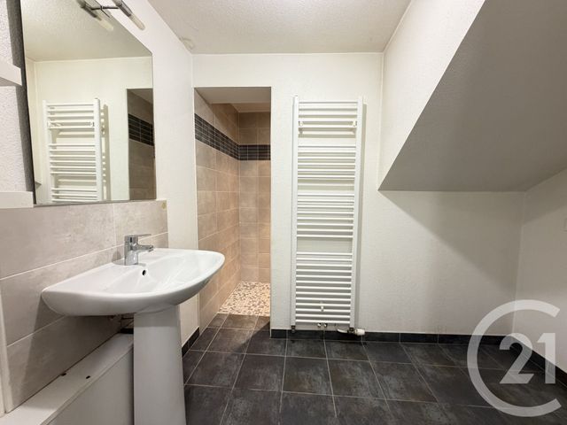 Appartement F2 &agrave; louer - 2 pi&egrave;ces - 43,85 m2 - Dole - 39 - FRANCHE-COMTE