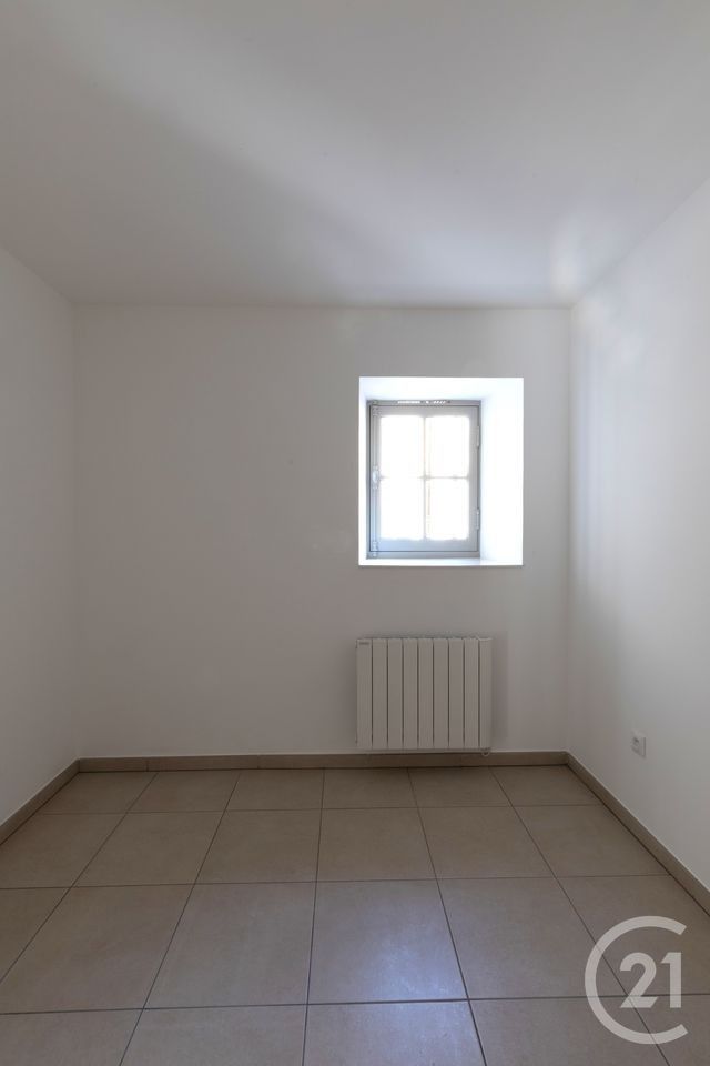 Appartement F2 &agrave; louer - 2 pi&egrave;ces - 44,23 m2 - Dole - 39 - FRANCHE-COMTE