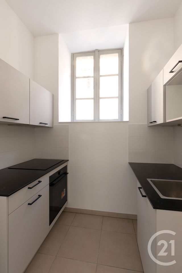 Appartement F2 &agrave; louer - 2 pi&egrave;ces - 44,23 m2 - Dole - 39 - FRANCHE-COMTE