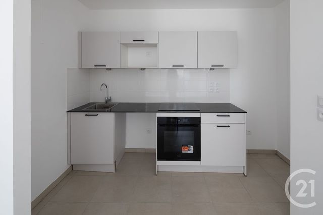 Appartement F2 &agrave; louer - 2 pi&egrave;ces - 61,43 m2 - Dole - 39 - FRANCHE-COMTE