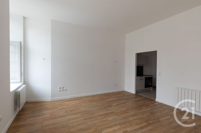 Appartement F2 &agrave; louer - 2 pi&egrave;ces - 45,89 m2 - Dole - 39 - FRANCHE-COMTE