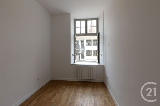 Appartement F2 &agrave; louer - 2 pi&egrave;ces - 45,89 m2 - Dole - 39 - FRANCHE-COMTE