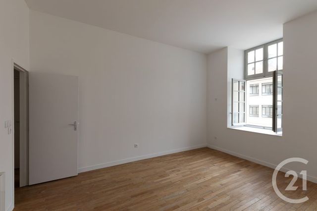 Appartement F2 &agrave; louer - 2 pi&egrave;ces - 45,89 m2 - Dole - 39 - FRANCHE-COMTE
