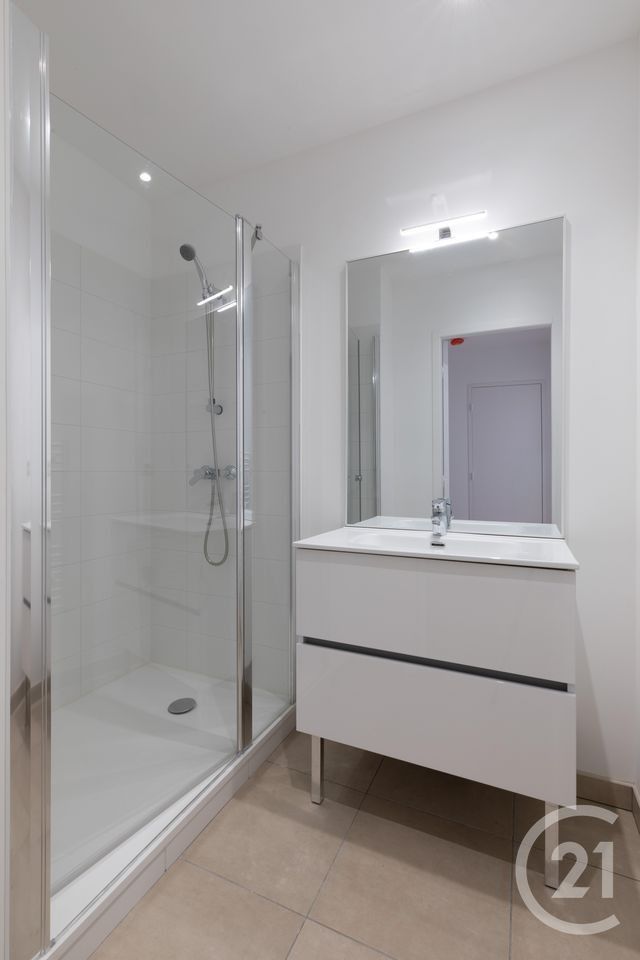 Appartement F2 &agrave; louer - 2 pi&egrave;ces - 45,89 m2 - Dole - 39 - FRANCHE-COMTE