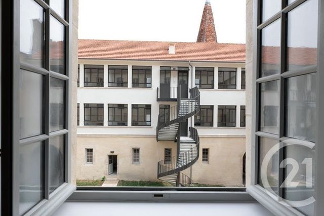 Appartement F3 &agrave; louer - 3 pi&egrave;ces - 63,74 m2 - Dole - 39 - FRANCHE-COMTE