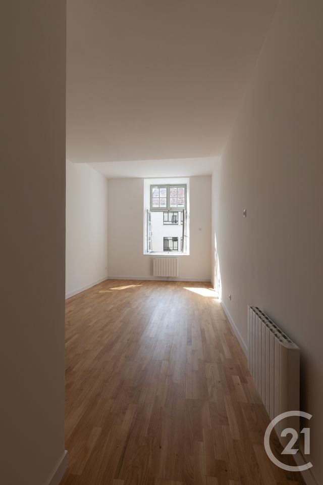 Appartement F2 &agrave; louer - 2 pi&egrave;ces - 45,45 m2 - Dole - 39 - FRANCHE-COMTE