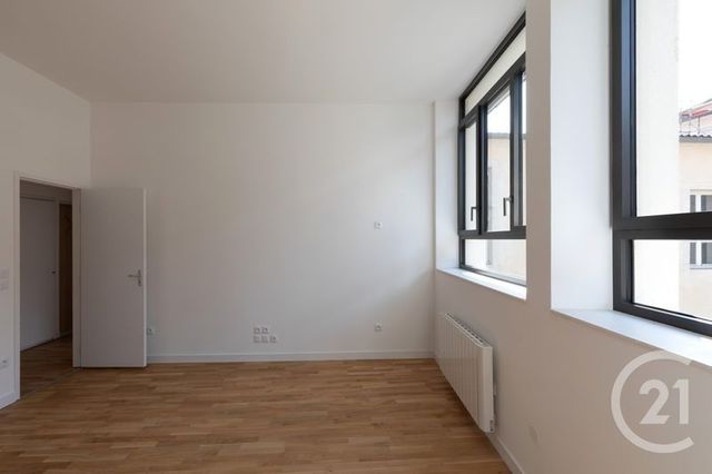 Appartement F2 &agrave; louer - 2 pi&egrave;ces - 50,10 m2 - Dole - 39 - FRANCHE-COMTE