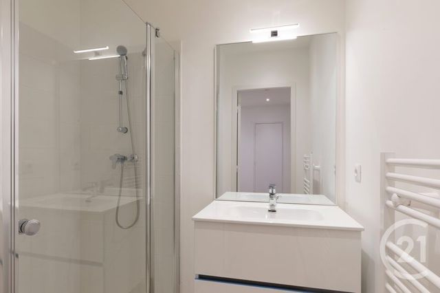 Appartement F2 &agrave; louer - 2 pi&egrave;ces - 54,49 m2 - Dole - 39 - FRANCHE-COMTE