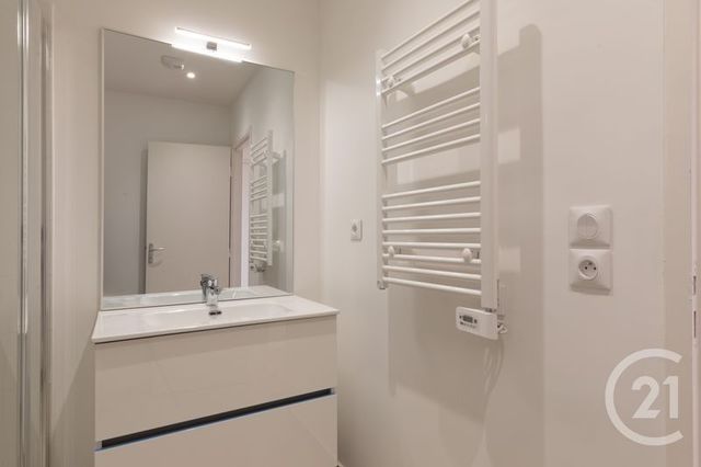 Appartement F2 &agrave; louer - 2 pi&egrave;ces - 46,26 m2 - Dole - 39 - FRANCHE-COMTE