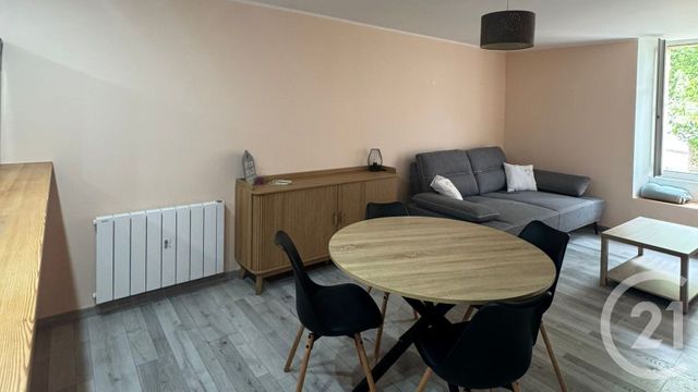 Appartement &agrave; louer - 2 pi&egrave;ces - 50 m2 - Audelange - 39 - FRANCHE-COMTE