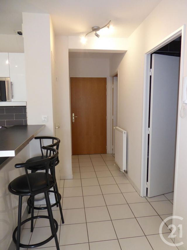 Appartement F2 &agrave; louer - 2 pi&egrave;ces - 47 m2 - Dole - 39 - FRANCHE-COMTE