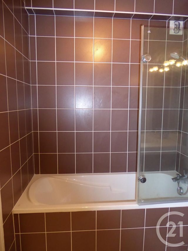 Appartement F2 &agrave; louer - 2 pi&egrave;ces - 47 m2 - Dole - 39 - FRANCHE-COMTE