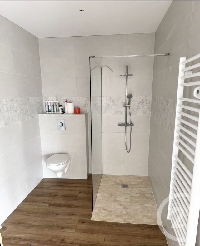 Appartement Studio &agrave; louer - 1 pi&egrave;ce - 24,02 m2 - Dole - 39 - FRANCHE-COMTE