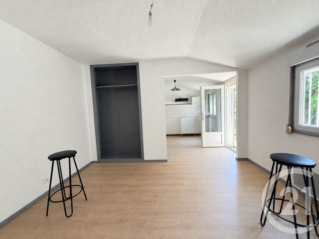 Appartement Studio &agrave; louer - 1 pi&egrave;ce - 24,02 m2 - Dole - 39 - FRANCHE-COMTE