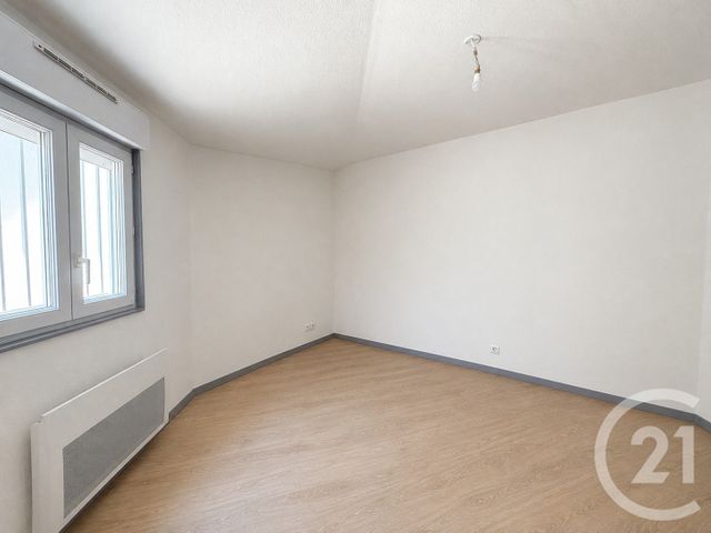 Appartement Studio &agrave; louer - 1 pi&egrave;ce - 24,02 m2 - Dole - 39 - FRANCHE-COMTE