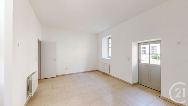 Appartement F2 &agrave; louer - 2 pi&egrave;ces - 41,03 m2 - Dole - 39 - FRANCHE-COMTE
