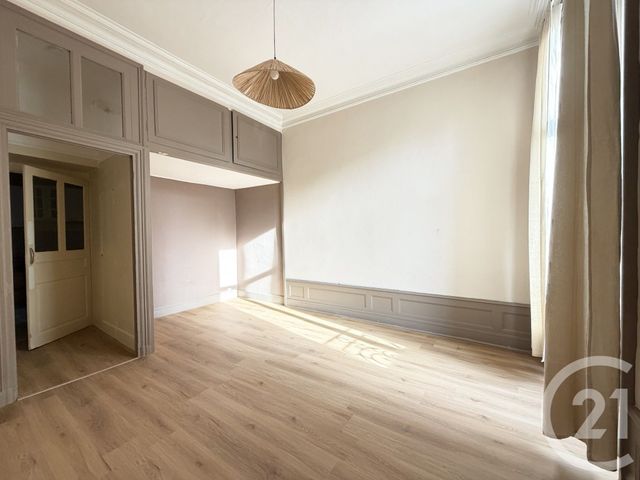 Appartement F1 &agrave; louer - 1 pi&egrave;ce - 26,74 m2 - Dole - 39 - FRANCHE-COMTE