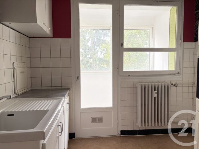 Appartement F3 &agrave; louer - 3 pi&egrave;ces - 60,44 m2 - Dole - 39 - FRANCHE-COMTE