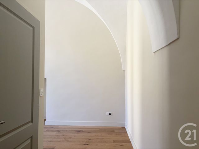 Appartement F1 &agrave; louer - 1 pi&egrave;ce - 32,52 m2 - Dole - 39 - FRANCHE-COMTE