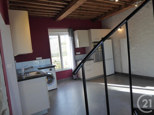 Appartement Duplex &agrave; louer - 3 pi&egrave;ces - 51,88 m2 - Dole - 39 - FRANCHE-COMTE