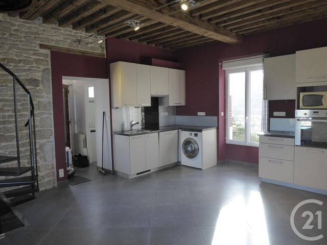 Appartement Duplex &agrave; louer - 3 pi&egrave;ces - 51,88 m2 - Dole - 39 - FRANCHE-COMTE