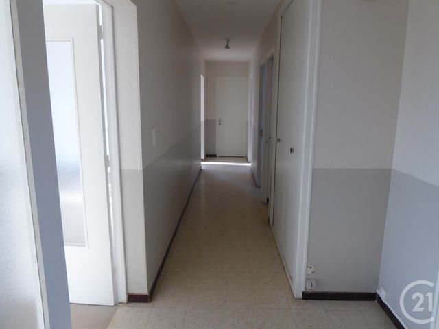 Appartement F4 &agrave; louer - 4 pi&egrave;ces - 97,77 m2 - Mont Sous Vaudrey - 39 - FRANCHE-COMTE