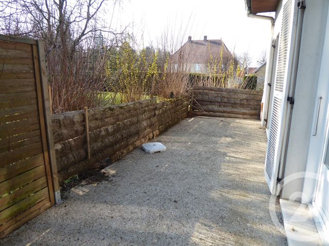 Appartement F4 &agrave; louer - 4 pi&egrave;ces - 97,77 m2 - Mont Sous Vaudrey - 39 - FRANCHE-COMTE