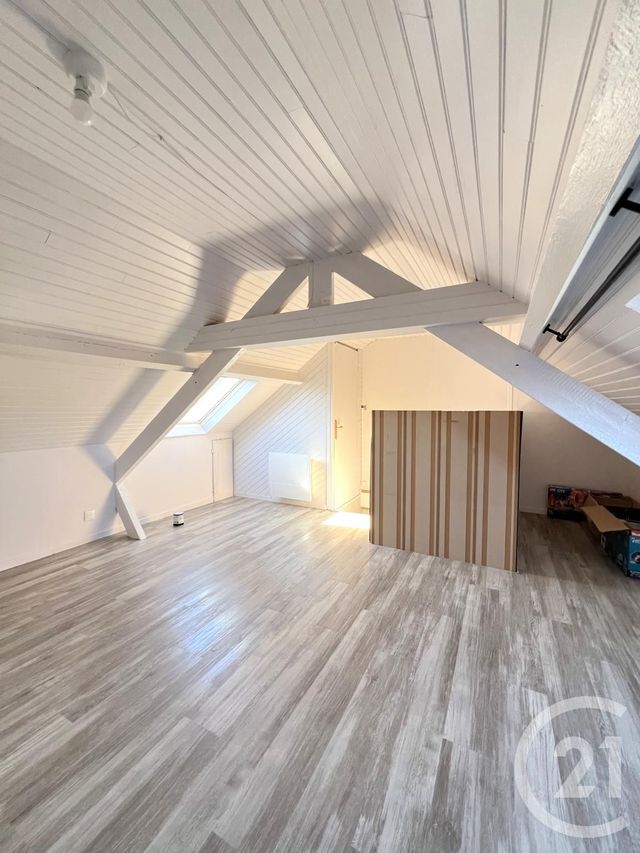 Maison &agrave; louer - 4 pi&egrave;ces - 120,48 m2 - Coudekerque Branche - 59 - NORD-PAS-DE-CALAIS