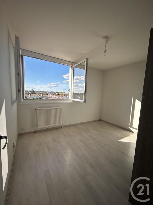 Appartement T3 à louer - 3 pièces - 61 m2 - Cugnaux - 31 - MIDI-PYRENEES
