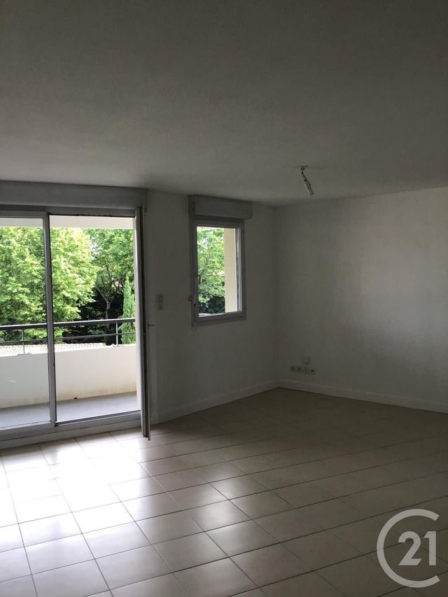 Appartement T3 &agrave; louer - 3 pi&egrave;ces - 65,80 m2 - Cugnaux - 31 - MIDI-PYRENEES
