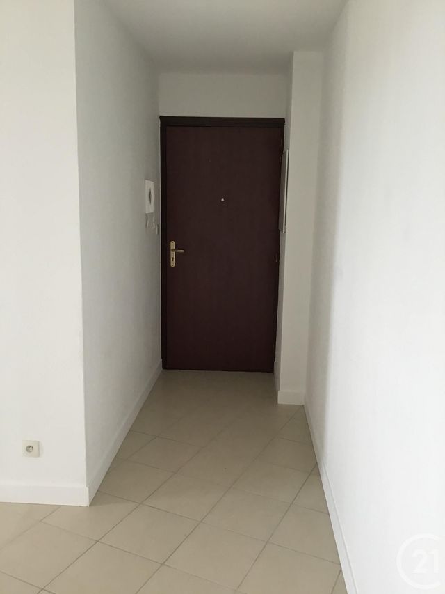 Appartement T3 &agrave; louer - 3 pi&egrave;ces - 65,80 m2 - Cugnaux - 31 - MIDI-PYRENEES