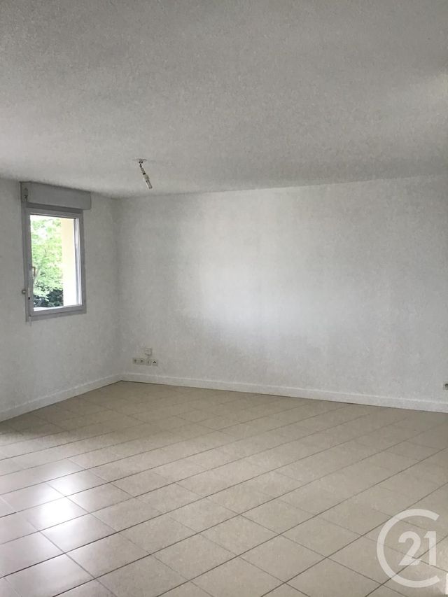 Appartement T3 &agrave; louer - 3 pi&egrave;ces - 65,80 m2 - Cugnaux - 31 - MIDI-PYRENEES