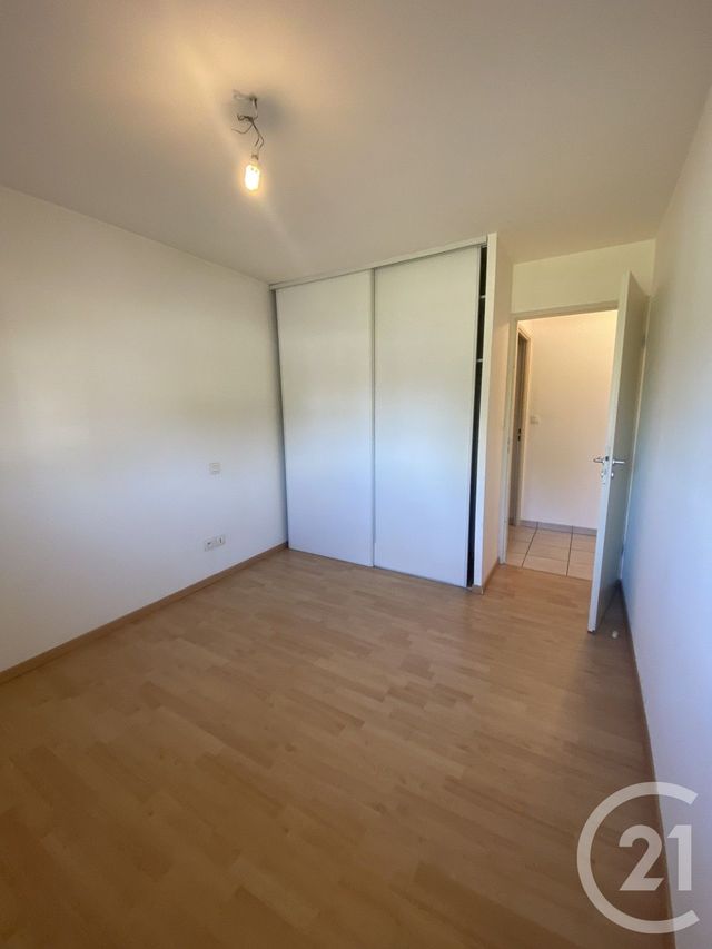 Appartement T2 &agrave; louer - 3 pi&egrave;ces - 60,40 m2 - Cugnaux - 31 - MIDI-PYRENEES