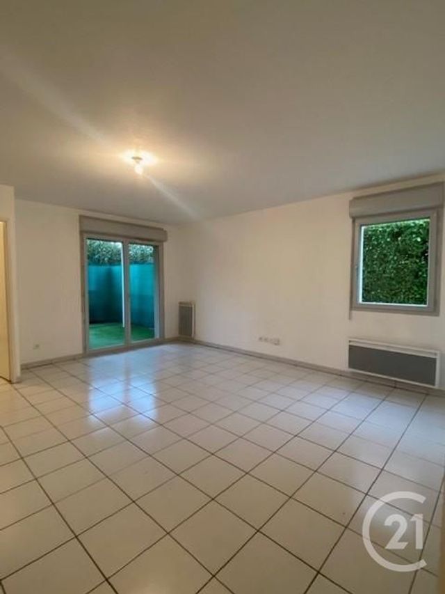 Appartement T3 &agrave; louer - 3 pi&egrave;ces - 62,22 m2 - Villeneuve Tolosane - 31 - MIDI-PYRENEES