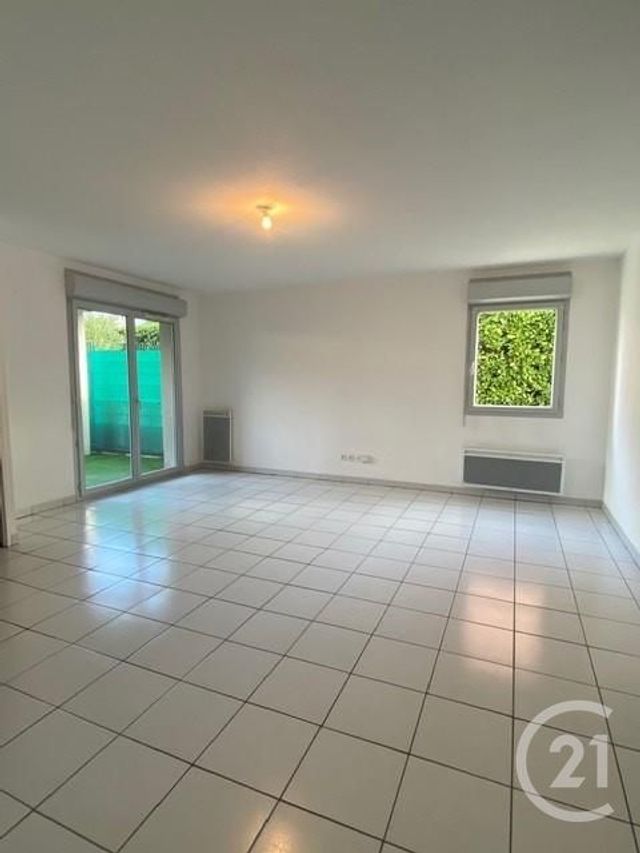 Appartement T3 &agrave; louer - 3 pi&egrave;ces - 62,22 m2 - Villeneuve Tolosane - 31 - MIDI-PYRENEES