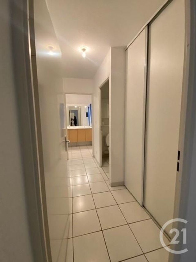 Appartement T3 &agrave; louer - 3 pi&egrave;ces - 62,22 m2 - Villeneuve Tolosane - 31 - MIDI-PYRENEES