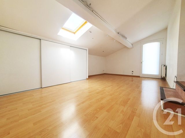 Appartement &agrave; louer - 4 pi&egrave;ces - 74,65 m2 - Cugnaux - 31 - MIDI-PYRENEES