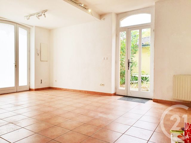 Appartement &agrave; louer - 4 pi&egrave;ces - 74,65 m2 - Cugnaux - 31 - MIDI-PYRENEES