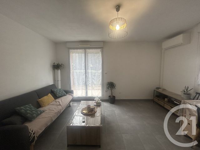 Appartement T2 &agrave; louer - 2 pi&egrave;ces - 40,67 m2 - Cugnaux - 31 - MIDI-PYRENEES