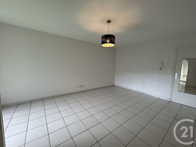 Appartement F2 &agrave; louer - 2 pi&egrave;ces - 43 m2 - Villeneuve Tolosane - 31 - MIDI-PYRENEES