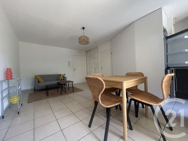Appartement T2 &agrave; louer - 2 pi&egrave;ces - 42 m2 - Plaisance Du Touch - 31 - MIDI-PYRENEES