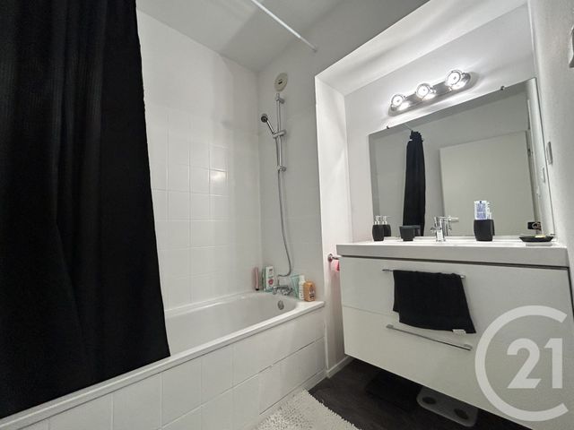 Appartement T2 &agrave; louer - 2 pi&egrave;ces - 47,48 m2 - Cugnaux - 31 - MIDI-PYRENEES