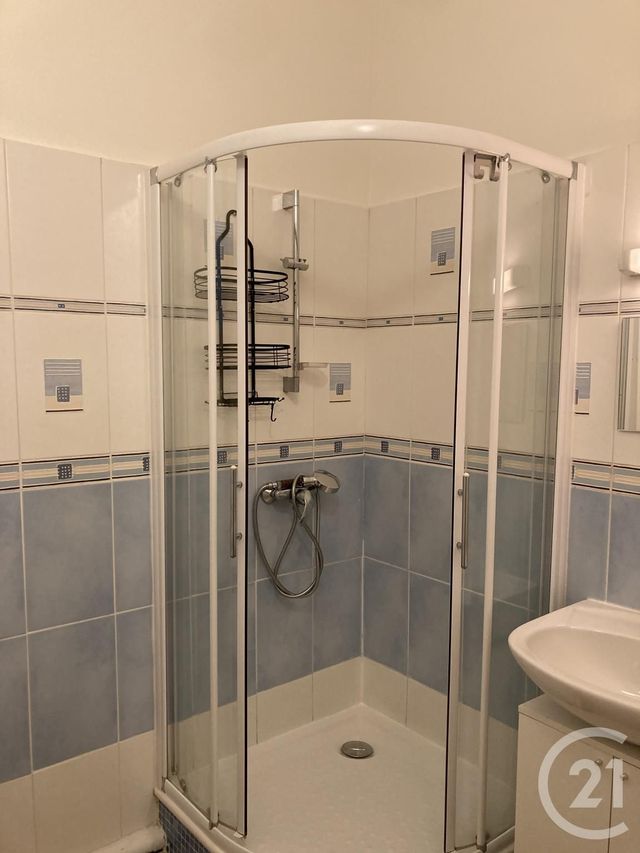 Appartement F3 bis &agrave; louer - 3 pi&egrave;ces - 75 m2 - 64 - AQUITAINE