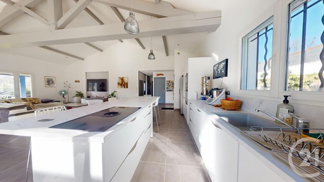 Maison &agrave; vendre - 4 pi&egrave;ces - 120,25 m2 - Mouguerre - 64 - AQUITAINE