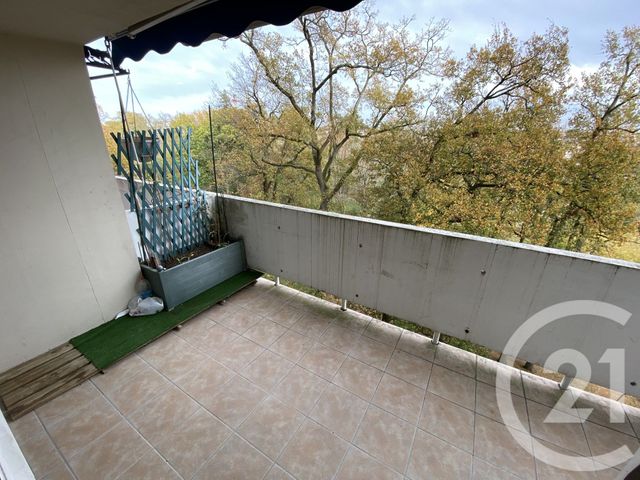 Appartement T4 à louer - 4 pièces - 102,10 m2 - Le Mans - 72 - PAYS-DE-LOIRE